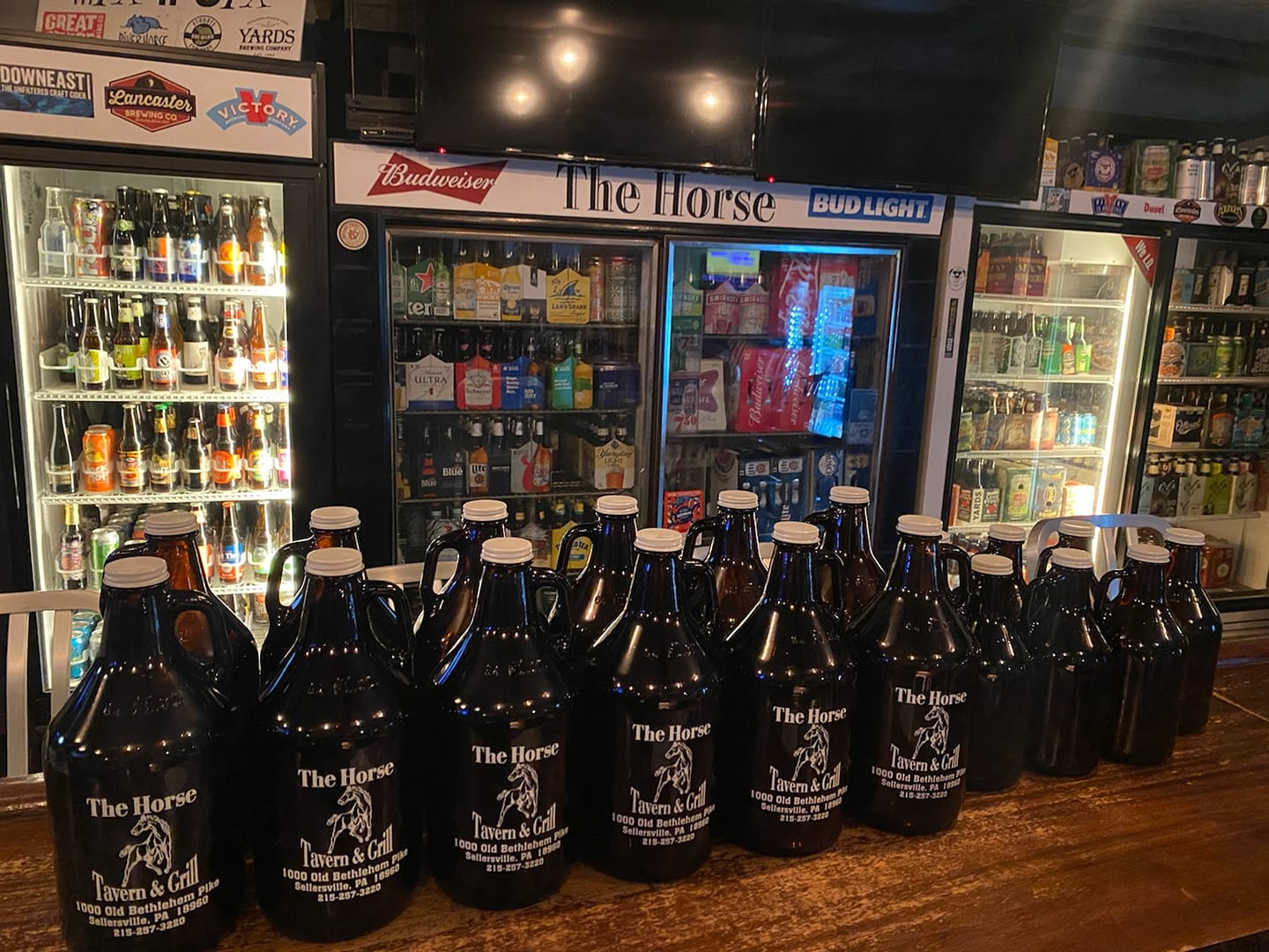 Open from 10am 2am. Every day. The Horse Tavern & Grill